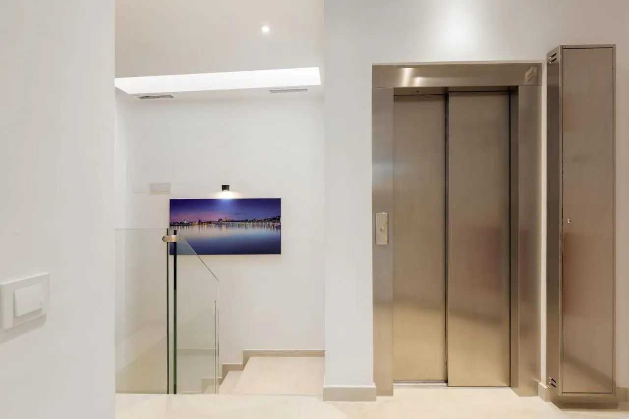Minty Stay - La Merced Atico Duplex Malaga
