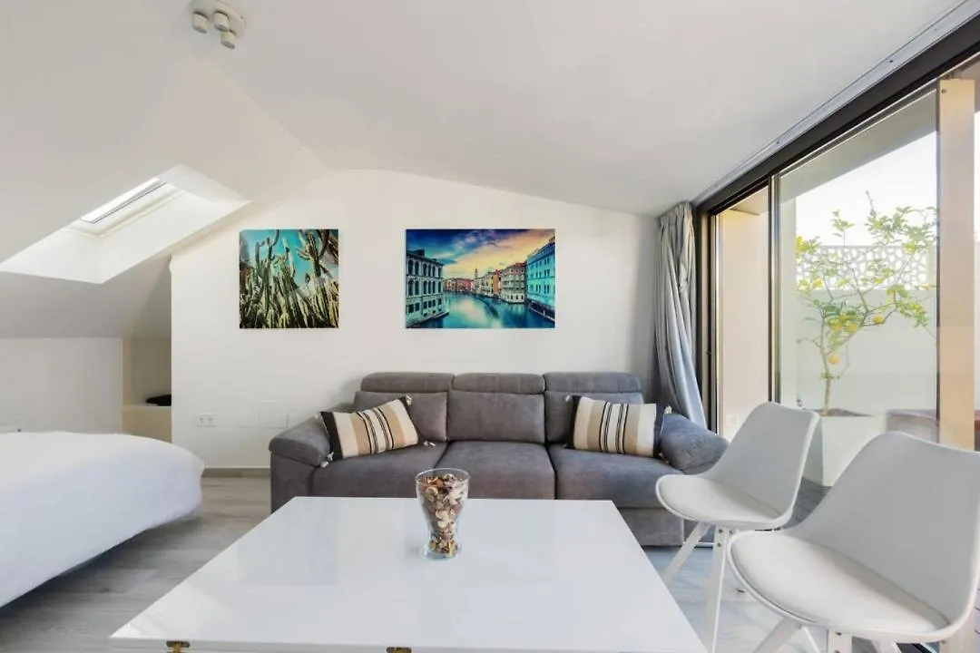 Apartment Minty Stay - La Merced Atico Duplex Malaga Spain