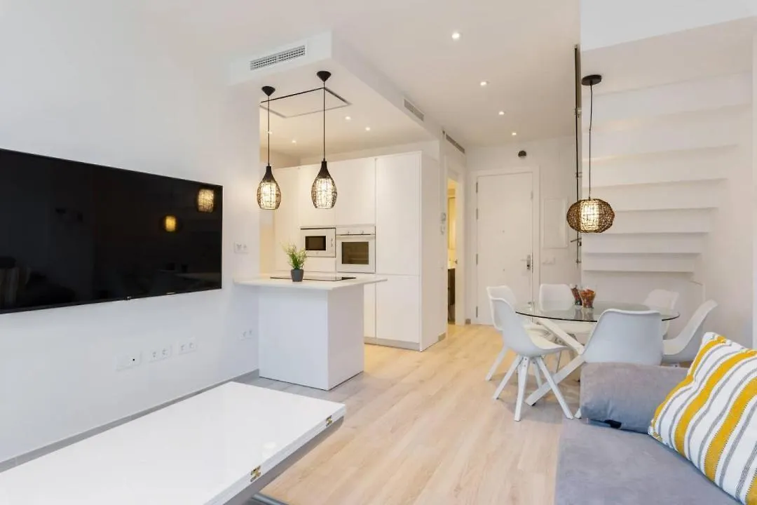 Minty Stay - La Merced Atico Duplex location